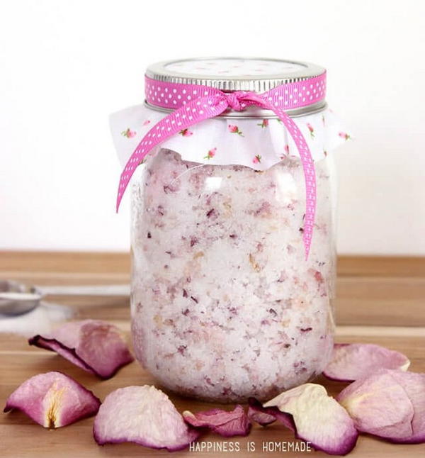 3-ingredient Rose Petal Sugar Scrub