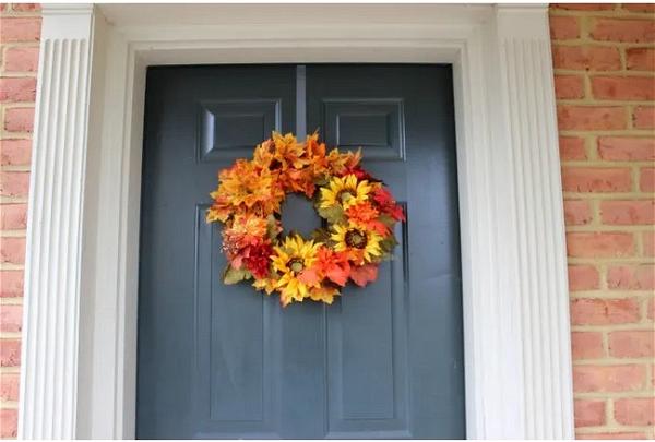 Easy And Inexpensive Fall Wreath