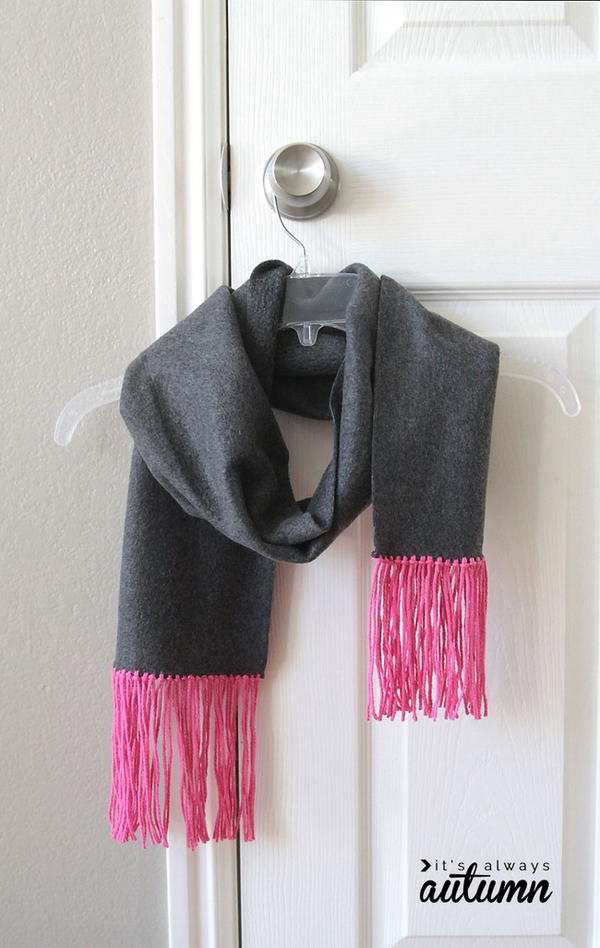 Easy No Sew Fleece & Fringe Scarf 