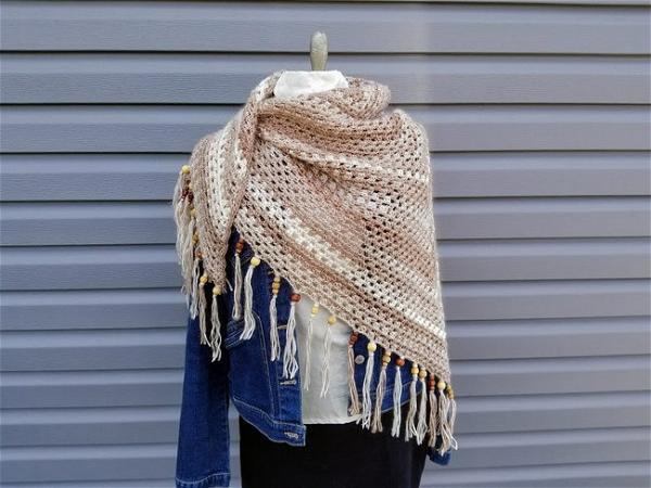 Cappuccino Triangle Shawl