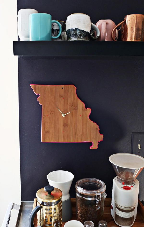 DIY Cutting Board Clock