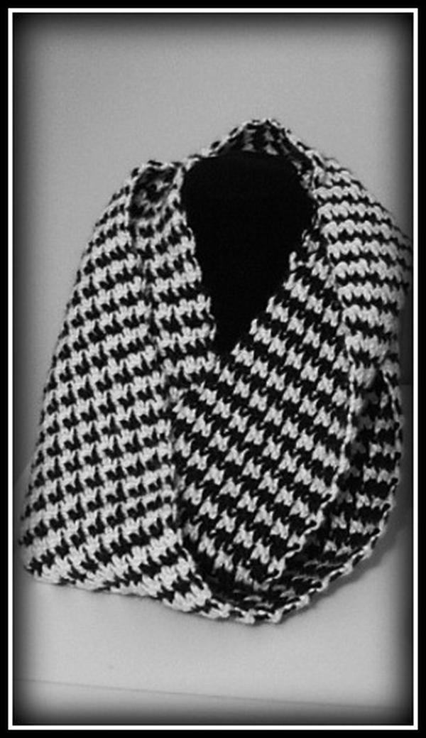 Infinity Houndstooth Scarf