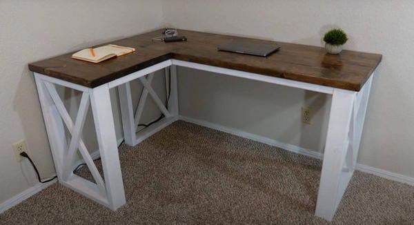 https://cdn.mintdesignblog.com/wp-content/uploads/2021/12/DIY-L-Shaped-Computer-Desk.jpg