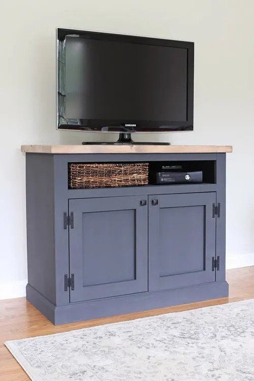 DIY Rustic TV Stand From Angela Marie Made