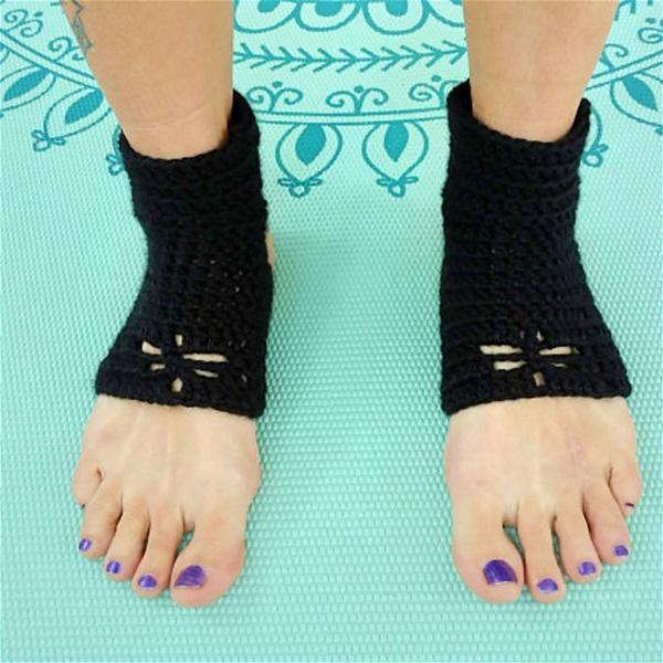 Dragonfly Yoga Socks