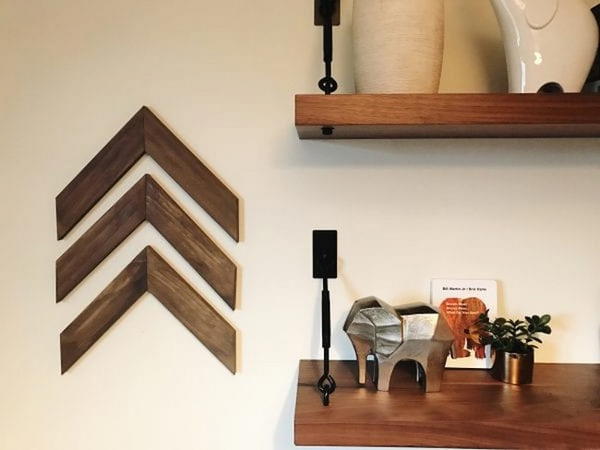 Easy DIY Wooden Arrow Wall