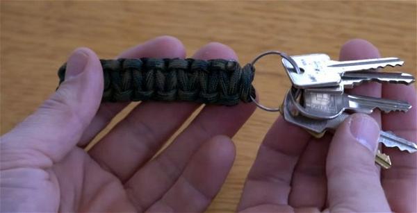 How to Make A Paracord Keychain