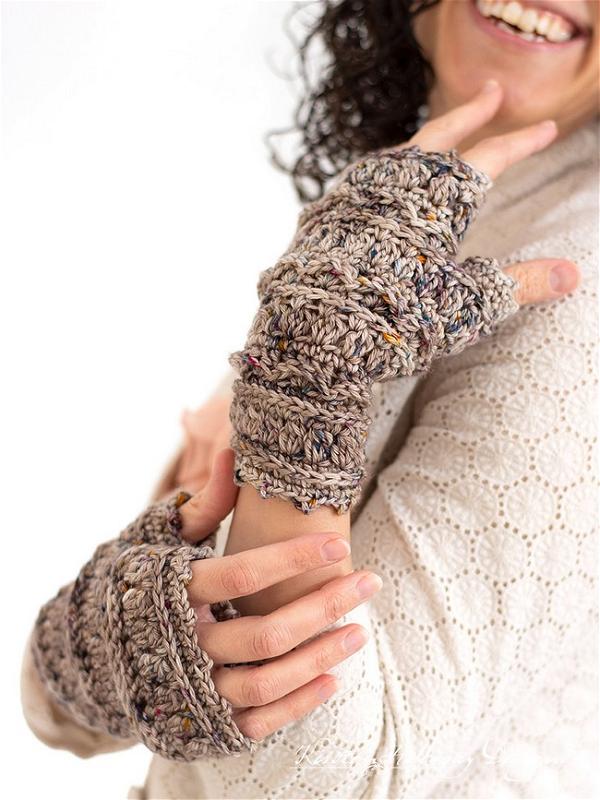 Layer Cake Lace Fingerless Gloves