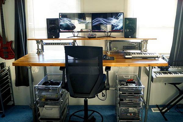 Reclaimed Wood DIY Studio Desk