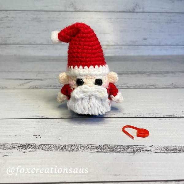 Santa Claus Mini Amigurumi