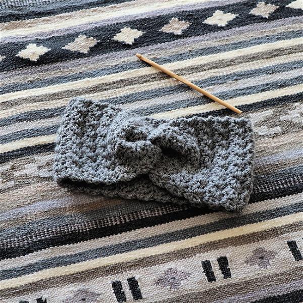 Suzette Stitch Ear Warmer