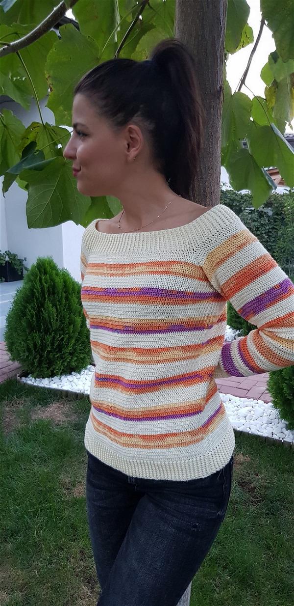 Sweater Simple And Elegant