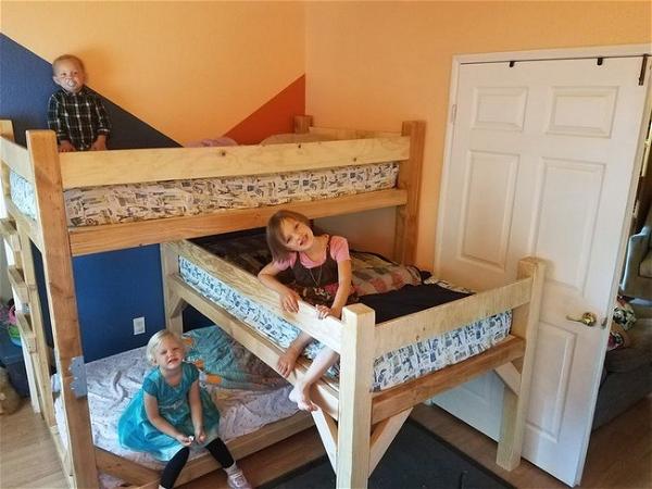Children's Triple Bunk Bed