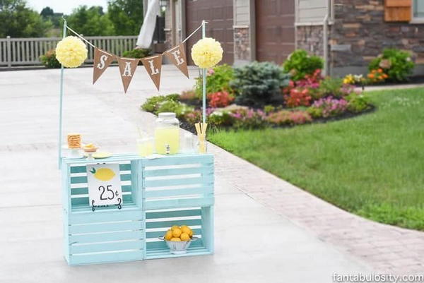 Crate Lemonade Stand