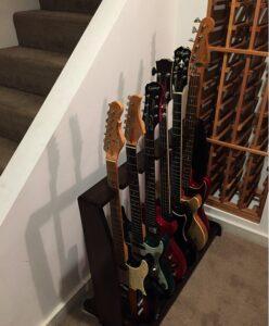 15 Free DIY Guitar Stand Plans To Keep Your Guitar Safe - Mint Design Blog