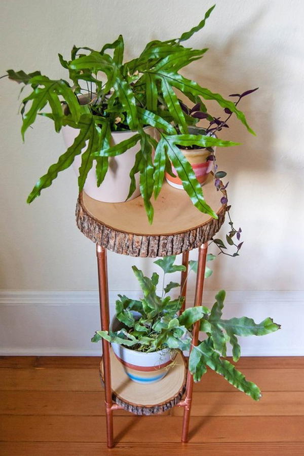 DIY Copper Pipe And Wood Slice Table