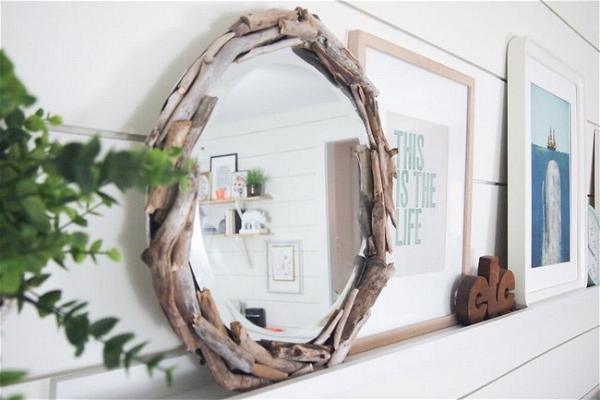 DIY Driftwood Mirror