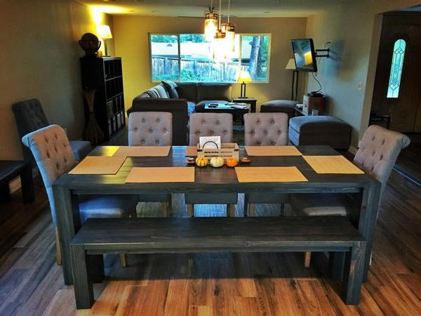 DIY Farmhouse Dining Room Table