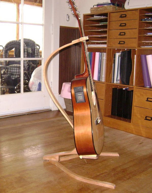 DIY Guitar Stand