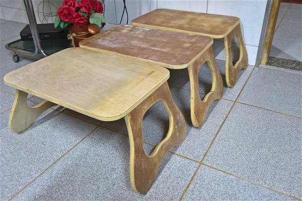 DIY Retractable Wooden Desk