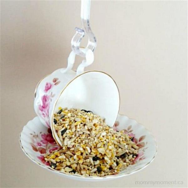 DIY Tea Cup Bird Feeder