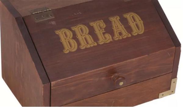 DIY Wooden Breadbox