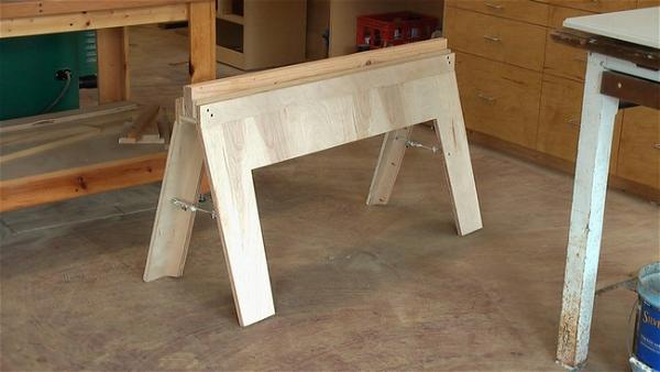 DIY Wooden Sawhorse Plans