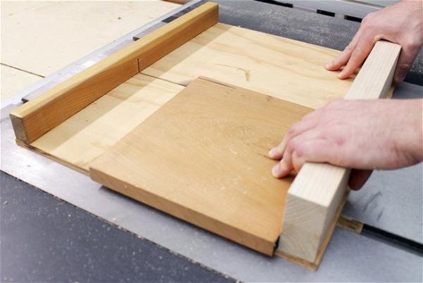 Easy Table Saw Sled