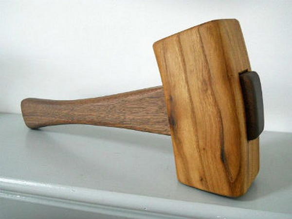 Making A Classic Woodworker's Mallet