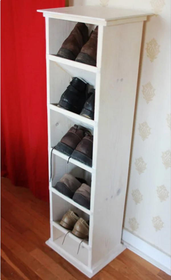 Minimalist Shoe Rack