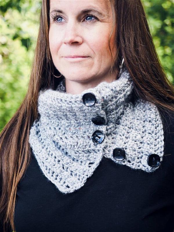 Button-Up Squares Crochet Cowl Neck Warmer