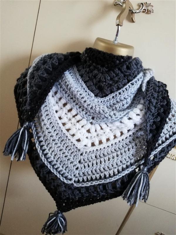 Criss Cross Puff Stitch Scarf