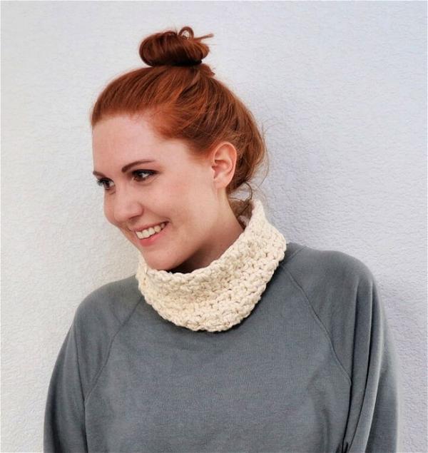 Crochet Cotton Neck Warmer