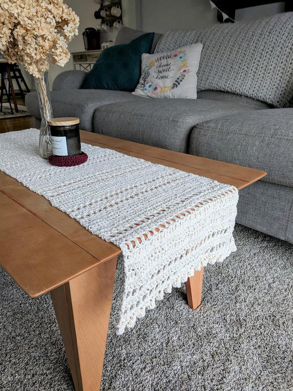 Crochet Table Runners Pattern