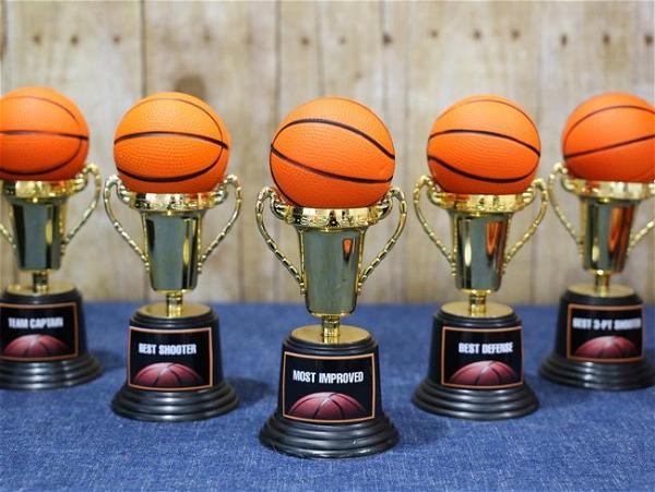 DIY Basketball Trophy Favors