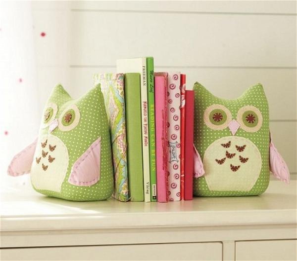 DIY Cute Stuffed Bookends