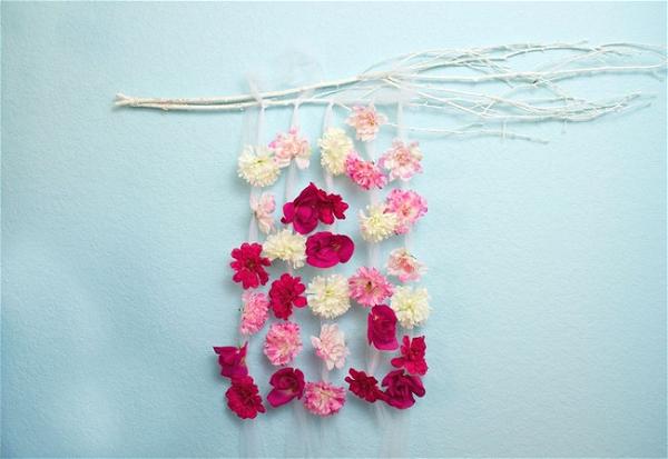 DIY Floral Wall Hanging