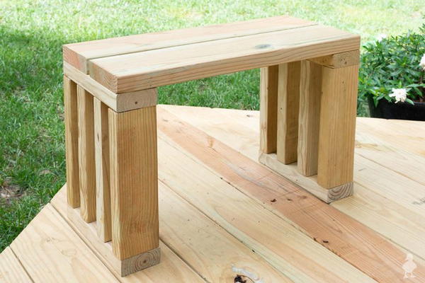 DIY Garden Bench Plan