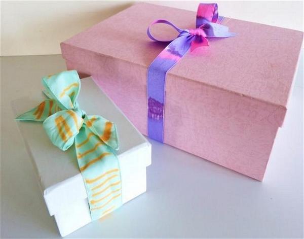 DIY Gift Wrap Ribbon