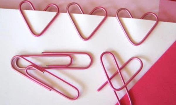 DIY Heart-shaped Paper Clip Bookmark