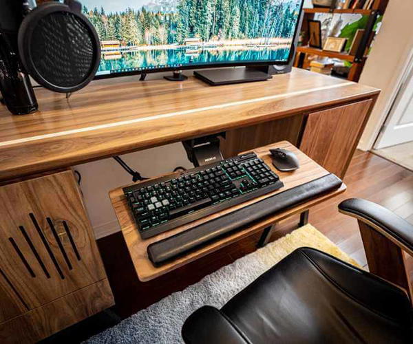 DIY Keyboard Tray From Walnut And Leather