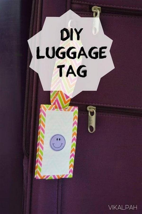 DIY Luggage Tag Using Duct Tape