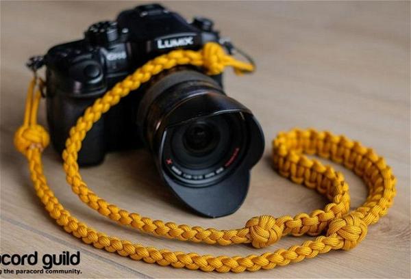 DIY Paracord Camera Neck Strap