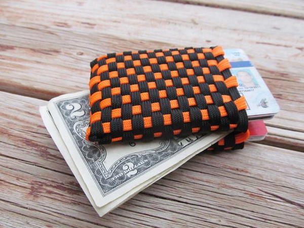 DIY Paracord Wallet