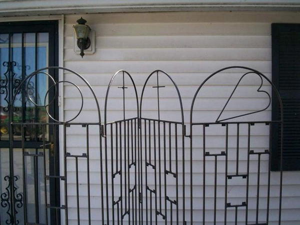 DIY Photo Room Divider Screen