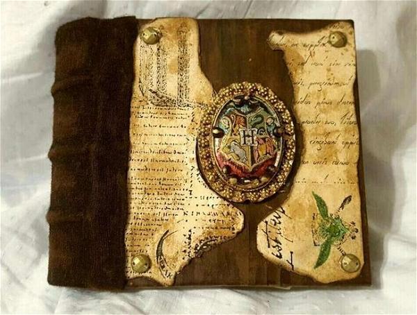 DIY Vintage Hogwarts Journal