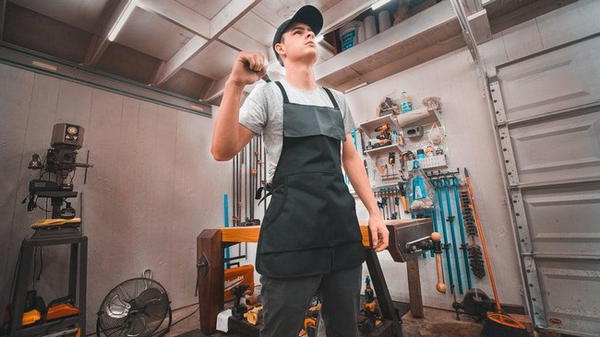 DIY Woodshop Apron