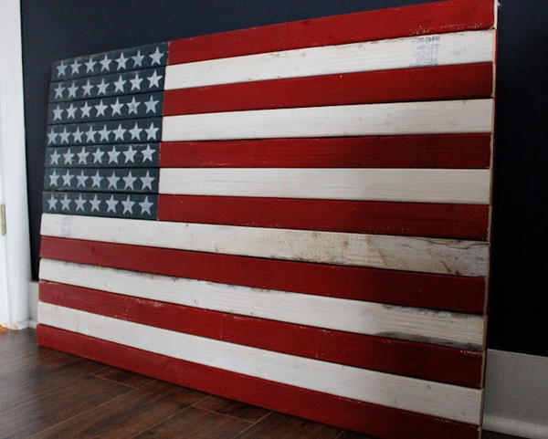 20 DIY Wooden American Flag Plans For National Day - Mint Design Blog