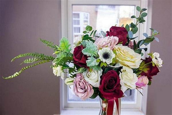 How To Make A Romantic Bouquet
