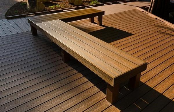 How to Build a Built-in Deck Bench